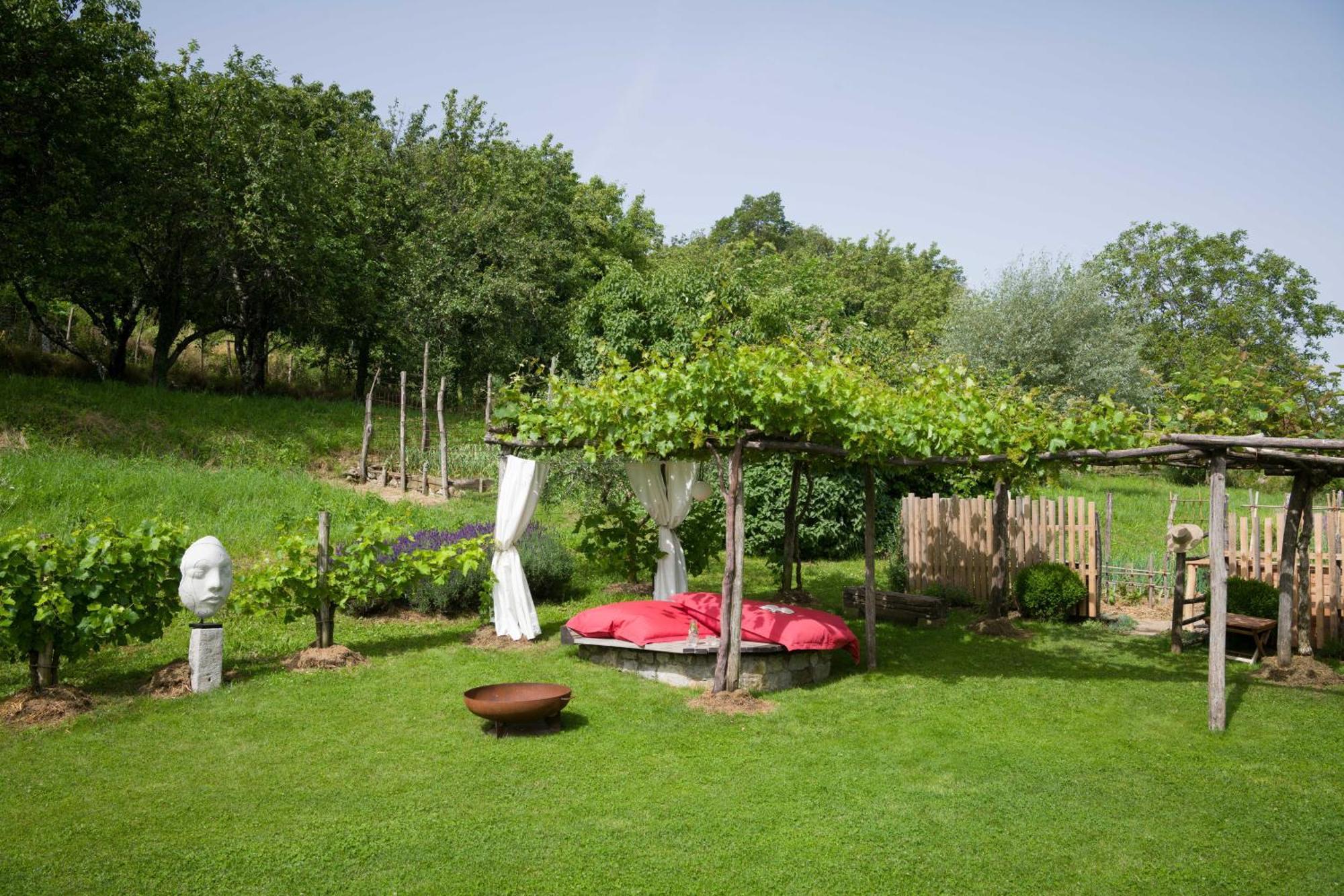 Villa Artes With Free Hot Tub & Sauna Branik Kültér fotó
